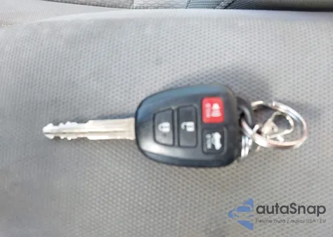 2016 Toyota Corolla Le Eco из США, поврежденный, VIN 5YFBPRHE8GP389060